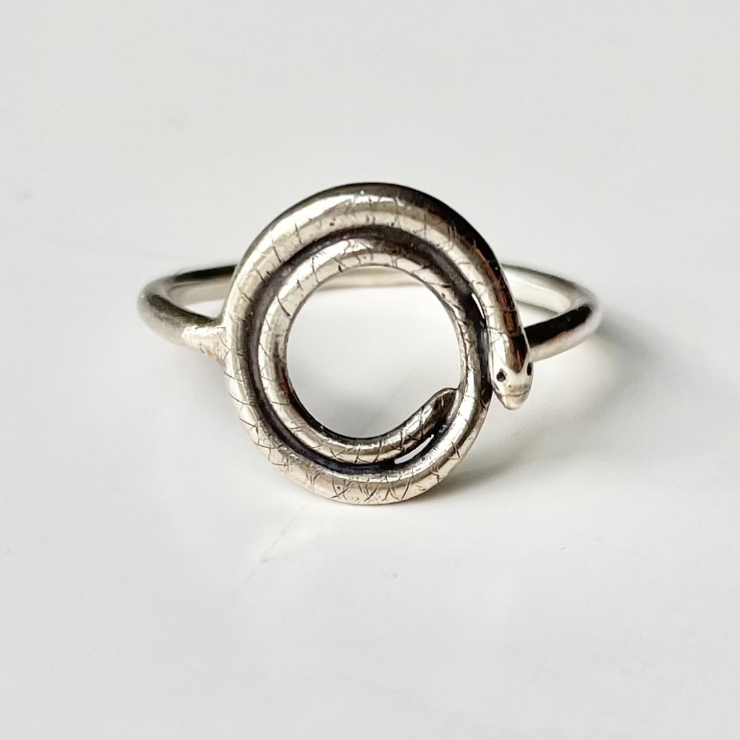 NATURA  ::  Serpent Sisters  ::  Augustine ring